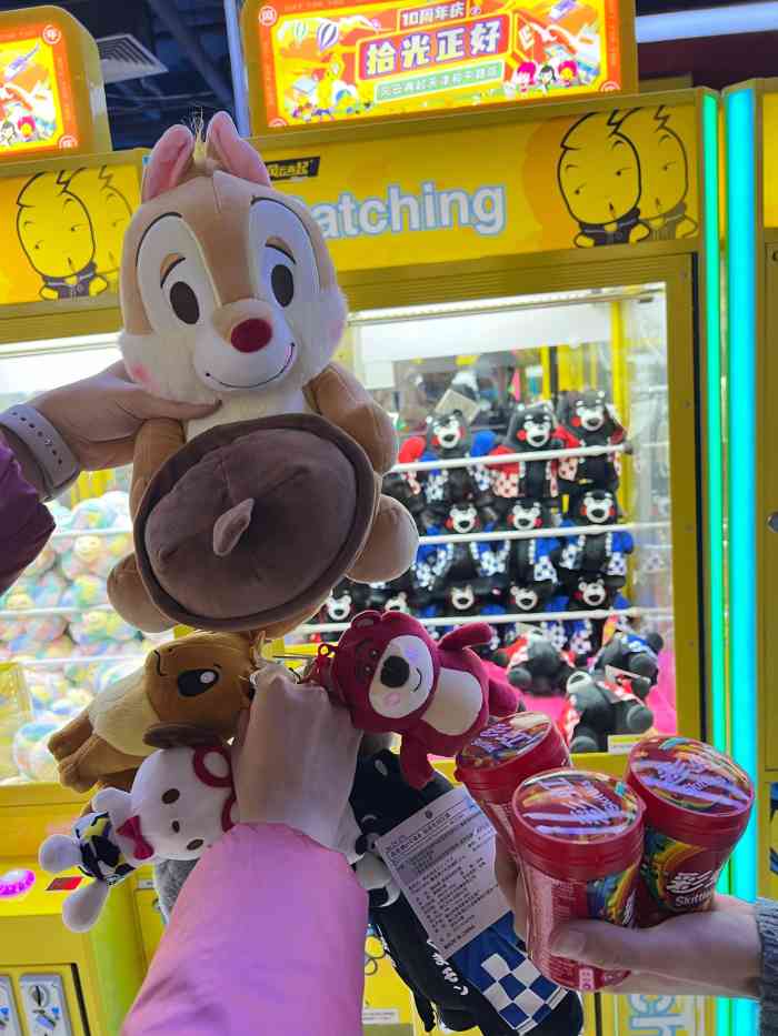 风云再起(和平路店)-"娃娃是越来越难抓了,价格也涨了.