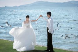 -乐派诗婚纱摄影