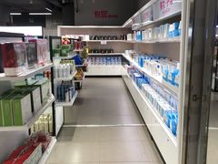-唯品会(北京国瑞城店)