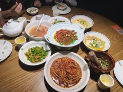 -爱碗亭·鲜炒湖南菜(壹城中心店)