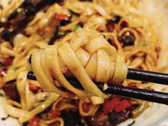 梅干菜扣肉干拌粉-湘人龙记老长沙米粉(鸟巢店)