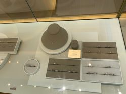 -DR钻戒(南宁会展航洋城店)