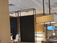 -鱼鲜饭香·招牌汽锅剁椒鱼头王