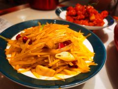 酸辣土豆丝-蜀香格格•剁椒鱼头(龙西店)