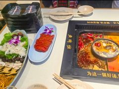 -老牌坊云南鱼豆花火锅(哈西万达店)