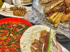 -串王阿三烧烤·小龙虾·烤鱼(拱墅胜利河美食街店)