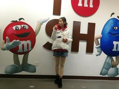 -m豆巧克力世界(上海世茂广场店)