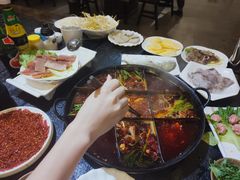-仁虎老火锅(黄泥磅店)