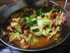干锅手撕包菜-江南古镇味道·私房菜