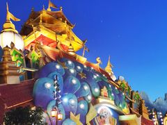 -七彩云南欢乐世界