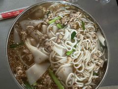 -正宗杨记普洱酸醋米线(总店)