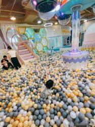 -多多淘儿童体验中心(重庆来福士店)