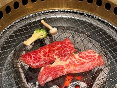 -山川小町·极番烧肉(新地假日广场店)