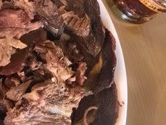 -闫家驴肉老店(华电一校店)