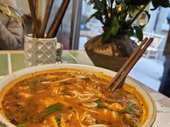 -粉八·云南米线·建水烧烤(常熟路店)