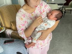 -爱的果实月嫂育婴师(世纪东方店)