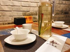 -滇越乘象云南餐厅(豆各庄店)