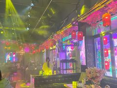 -喜鹊音乐酒馆(西街店)