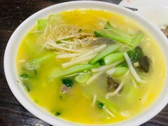 虾仁煨面-共和春(甘泉路店)