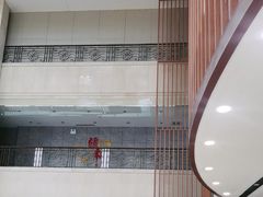 -库车国际酒店(火车站东湖公园店)