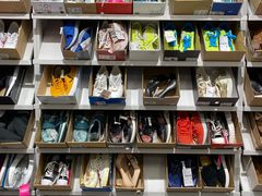 -唯品会(北京国瑞城店)