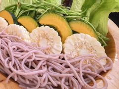 -菌自由丨野生菌火锅特色庭院餐厅(丽江古城店)