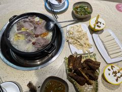 -九寨特色牦牛肉汤锅 羊肉汤锅