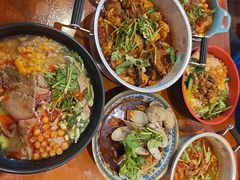 -爆炸头阿姨小四川正宗川味小吃(无任何分店)