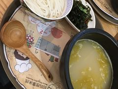-妈妈故事米线(市府恒隆店)