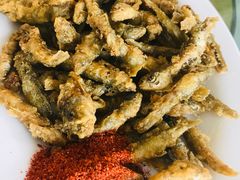 炸小鱼-稻香村鱼庄
