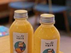 -小鱼小牛(世欧广场店)