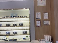 -视野联行眼镜·蔡司·控优点授权(长白万象汇店)