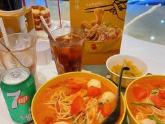 -谭仔米线(皇庭广场店)