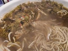 剁椒鱼头-福阿婆老牌湘菜(大润发店)