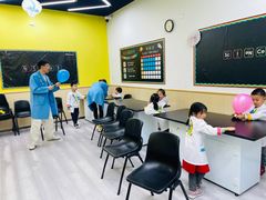 -神奇科学家STEAM科学实验科创赛事机器人编程逻辑思维MadScience(长宁来福士校区)