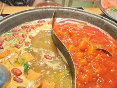 -鹿鸣山草本茶香火锅(园西路店)