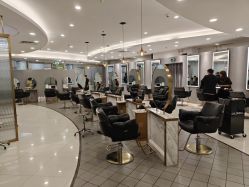 -八佰伴8008星级形象店