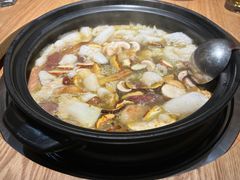 -一朵菌·野生菌探索家火锅(南亚店)
