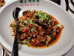 老坛辣椒炒肉-味上湘菜馆(岳麓山店)