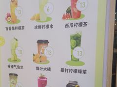 -休记光头香辣蟹干锅(绵竹店)