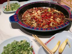 -何师傅美蛙鱼头(汉街店)