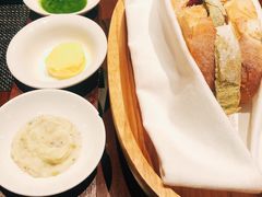 -GreyWhale灰鲸餐厅(武汉国际广场店)