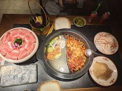 -山城鼎老火锅(西安钟楼店)