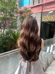 -SWANK SALON