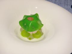 -弦月窗LUNETTE BY AMANDA(复兴路店)