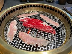 -铭牛烧肉·和牛海鲜自助(高新月牙湖店)