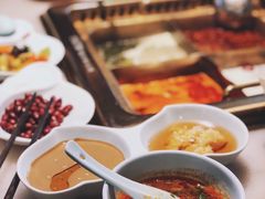 -巴渝瓦肆重庆鲜火锅(宝龙环湖店)