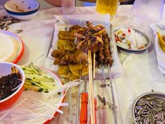-海盗船. 龙虾烧烤. 酒馆