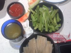 -三江源活鱼现烤(维多利摩尔城店)