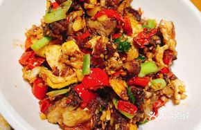 Pork Rib Shredded Meat with Fried Egg